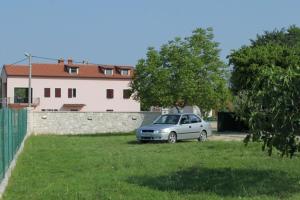 Family friendly apartments with a swimming pool Babici, Umag - 2531