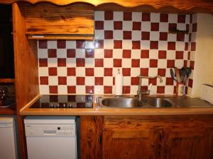 Appartement chalet à 2 pièces au pied des pistes à Chamrousse - FR-1-340-258