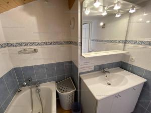 Appartement duplex 4 chambres, 250m des pistes, parking, 10 couchages - Les Angles - FR-1-295-185