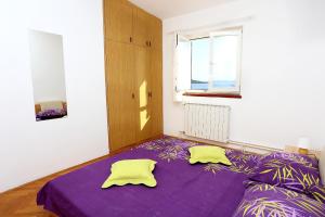 Seaside family friendly house with a swimming pool Seget Vranjica, Trogir - 10336