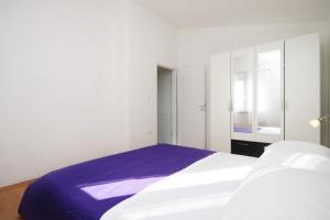 Seaside family friendly house with a swimming pool Poljica, Trogir - 8661