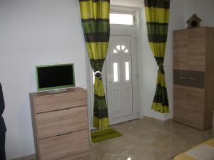 Apartments with a parking space Split - 11163