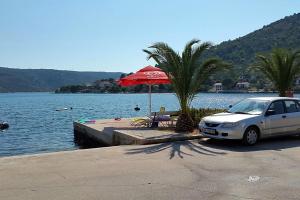 Apartments by the sea Poljica, Trogir - 11765