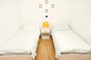 Apartments by the sea Umag - 2528