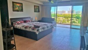 Penthouse studio apartment The Residence Jomtien