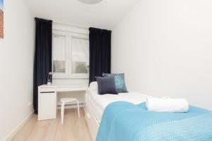 Two-Bedroom Apartament Gdansk 650 m Brzeźno Beach by Noclegi Renters