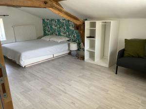 Appartements Ravissant appartement dans cadre verdoyant : photos des chambres