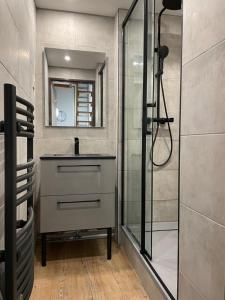 Appartements Centre village Appartement 3 chambres avec terrasse Jusqu'a 6 personnes : photos des chambres