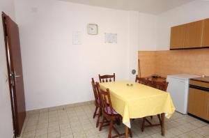 Apartments by the sea Marina, Trogir - 4850