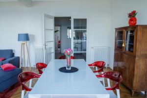 Bel Appartement Face à La Mer Près Du Centre - Le Voilier by Halldis