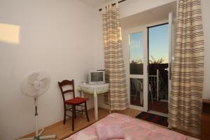 Apartments with a parking space Trsteno, Dubrovnik - 8594