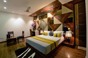 Hotel The Yellow