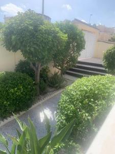 Large 3 Bed Villa Private Pool Garden Spacious