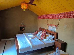 Pal Rajah Desert Camp