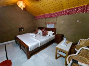 Pal Rajah Desert Camp