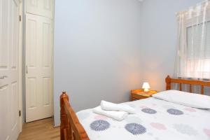 Apartments with parking space Podstrana, Split - 10348