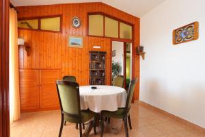 Apartments with parking space Seget Vranjica, Trogir - 11273