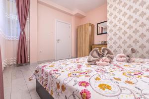 Bright Modern 2BD Apartment with Panoramic View by Flat Mаnager