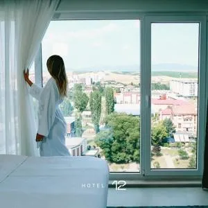 HOTEL 12 - Morinë