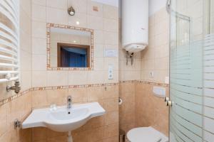 Classic Double or Twin Room with City View room in Daniel Griffin Aparthotel by Artery Hotels
