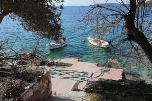 Apartments by the sea Seget Vranjica, Trogir - 10344