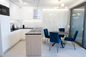 HORIZON HEVENIA Rewal Apartament z dużym tarasem i widokiem na morze