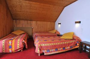 Hotels Hotel Le Mont Jorat : Chambre Triple
