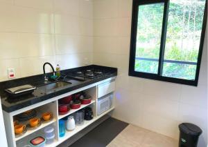 Refúgio Praia Lagoinha Ubatuba-SP Condomínio Samola apto 07