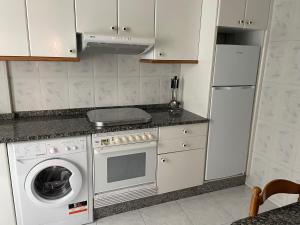 Apartamento economico a 100m de la playa ESTANCIA MINIMA 4-5 NOCHES