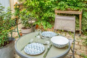 Appartements Very nice apartment in a courtyard close to the Versailles palace - Welkeys : photos des chambres