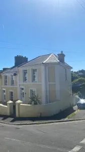 The Bonting beautiful three bed townhouse near harbour and beach - Torquay