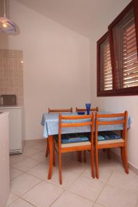 Apartments with a parking space Starigrad, Paklenica - 6613