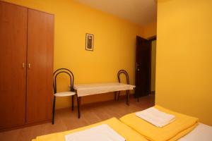 Apartments and rooms with parking space Podgora, Makarska - 6706