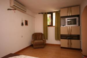 Apartments with a parking space Podgora, Makarska - 6645