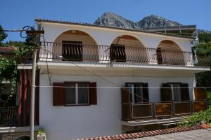 Apartments by the sea Podgora, Makarska - 6683