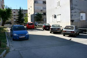 Apartments by the sea Makarska - 6738