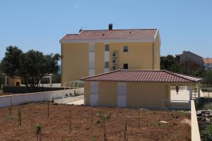 Apartments with a parking space Biograd na Moru, Biograd - 6438 