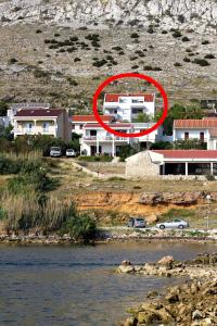 Apartments with a parking space Pag - 6433 