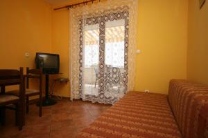 Apartments with a parking space Starigrad, Paklenica - 6581