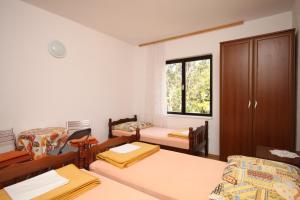 Apartments and rooms by the sea Starigrad, Paklenica - 6588