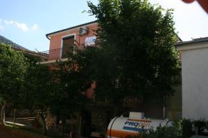 Apartments with a parking space Starigrad, Paklenica - 6605 