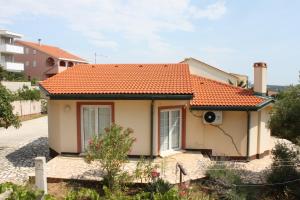 Holiday house with a parking space Novalja, Pag - 6492 