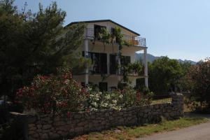 Apartments with a parking space Starigrad, Paklenica - 6647