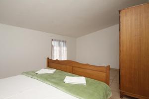 Apartments with a parking space Starigrad, Paklenica - 6647