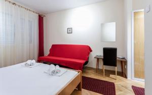 Apartments by the sea Brela, Makarska - 6674