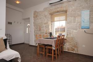 Apartments by the sea Funtana, Porec - 6905