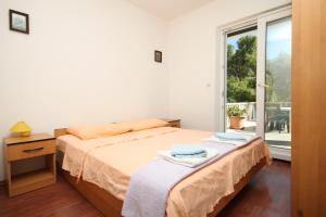 Apartments by the sea Pasadur, Lastovo - 8337