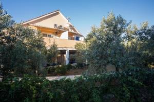 Apartment Ugljan 8241d