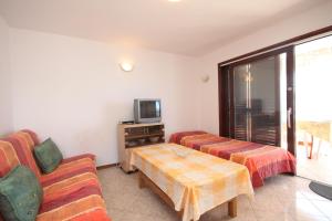 Apartments by the sea Zdrelac, Pasman - 8406