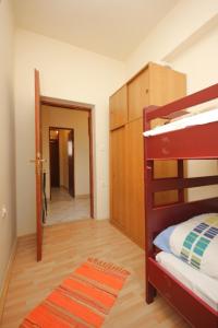 Apartments by the sea Tkon, Pasman - 8303